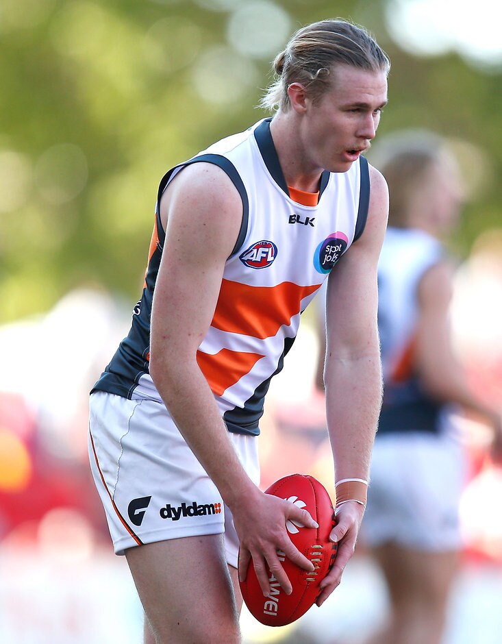 AFL 2015 Rd 16 - Gold Coast v GWS Giants GOLD COAST, AUSTRALIA - JULY 18: Cam McCarthy of the Giants lines up for goal during the 2015 AFL round 16 match between the Gold Coast Suns and the GWS Giants at Metricon Stadium, Gold Coast, Australia on July 18, 2015. (Photo by Michael Willson/AFL Media)